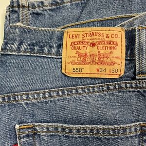 550 Levi’s jeans mens relax fit, in great shape, I lost weight, to big for me